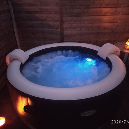 Maison Au Calme Climatisee Avec Spa De Mai A Fin Septembre Villa Royan Kültér fotó